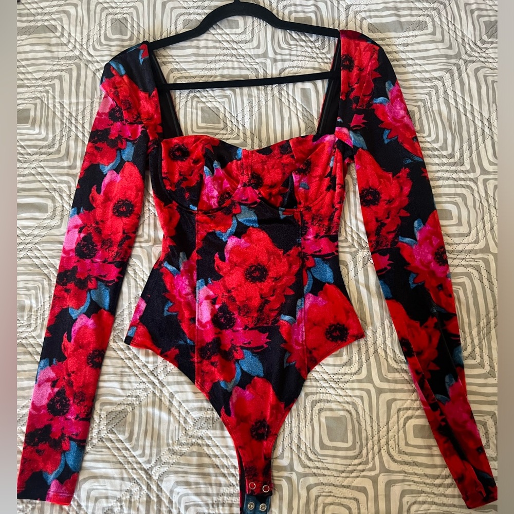 Barlll velvet bodysuit